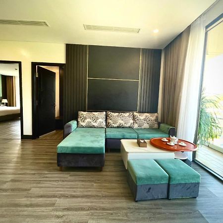 Diamond Hotel Van Don Cam Pha Екстер'єр фото