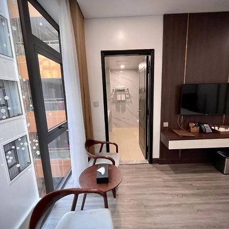 Diamond Hotel Van Don Cam Pha Екстер'єр фото