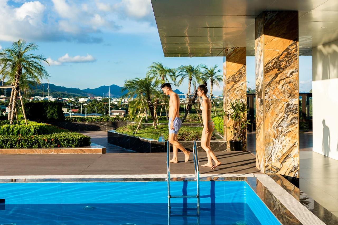 Diamond Hotel Van Don Cam Pha Екстер'єр фото